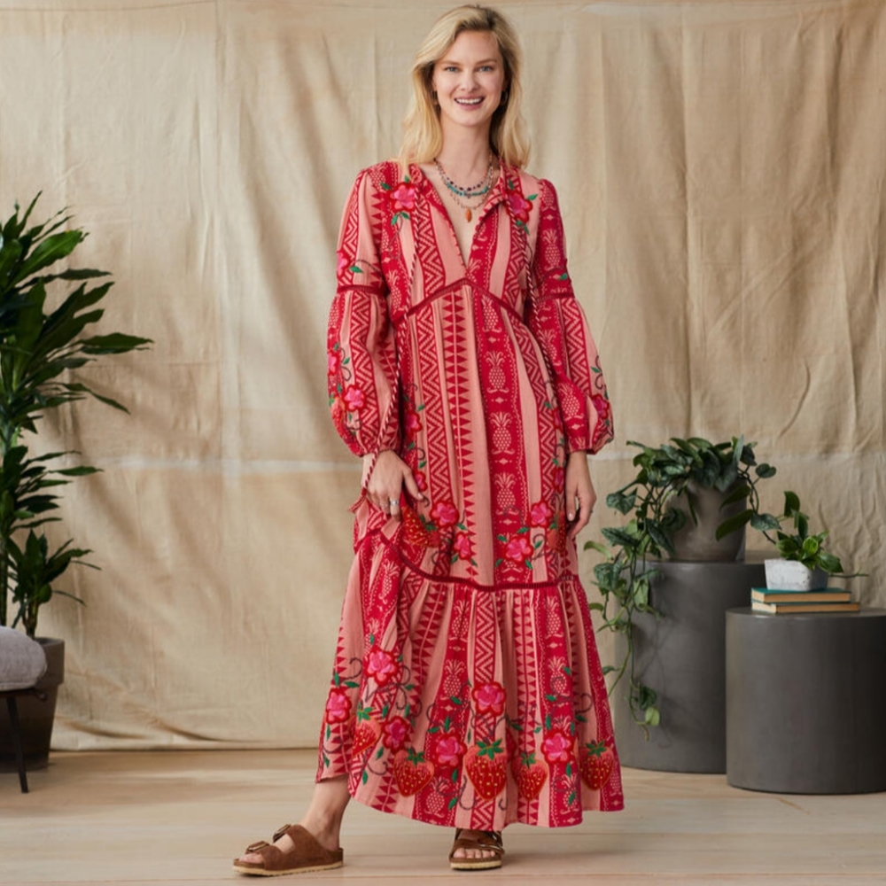 NWT Farm Rio Jaquard Strawberry Daiquairi Maxi Dress - M